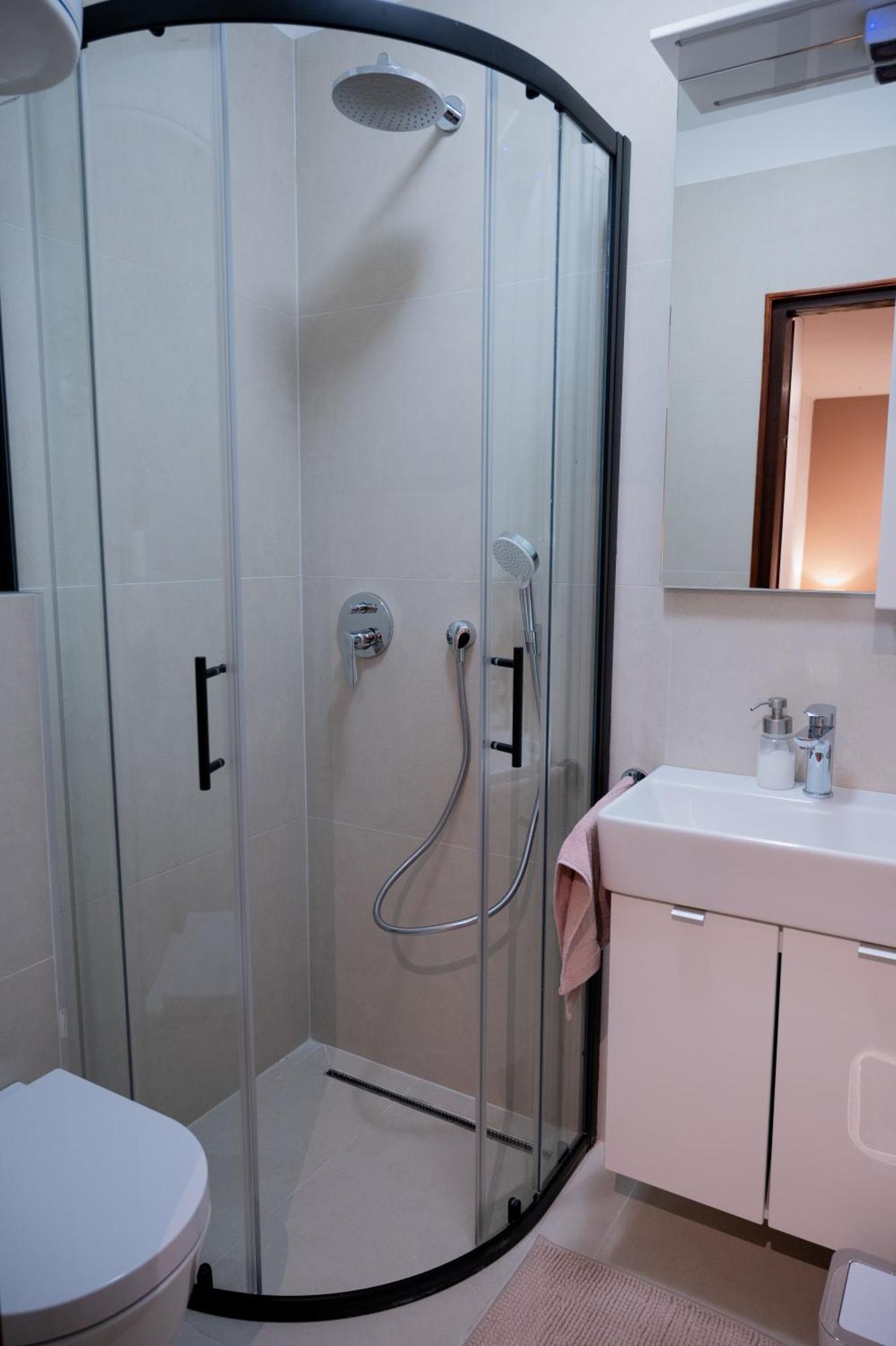 Apartman Rose-2025 Renovated Garden View Poreč Eksteriør bilde