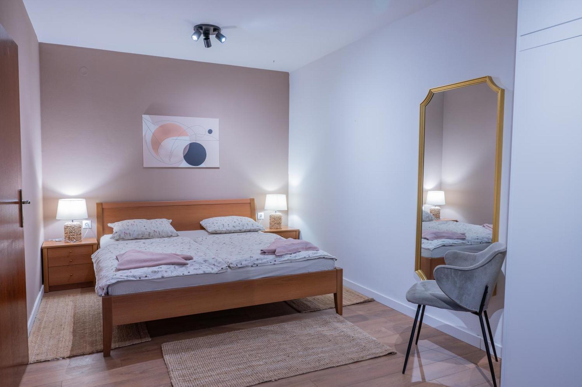 Apartman Rose-2025 Renovated Garden View Poreč Eksteriør bilde